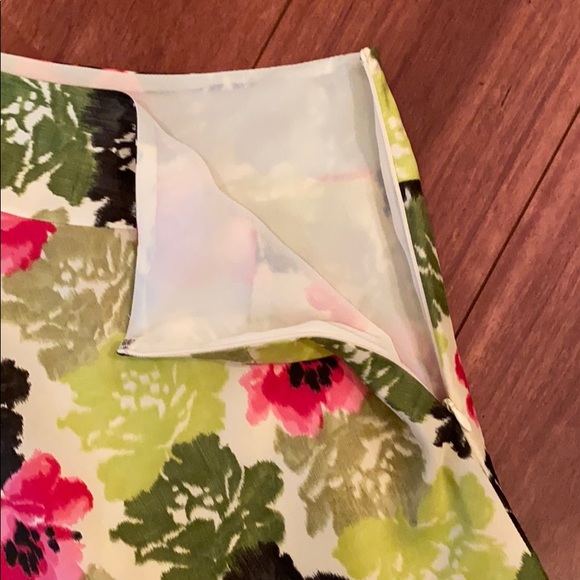 Ann Taylor Silk Skirt - Picture 4 of 5
